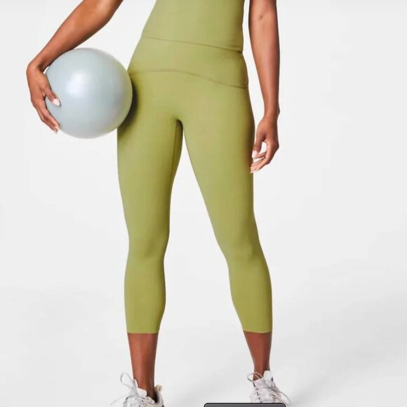SPANX Women's 2X Booty Boost 7/8 Olive Leggings NWT - Picture 1 of 12